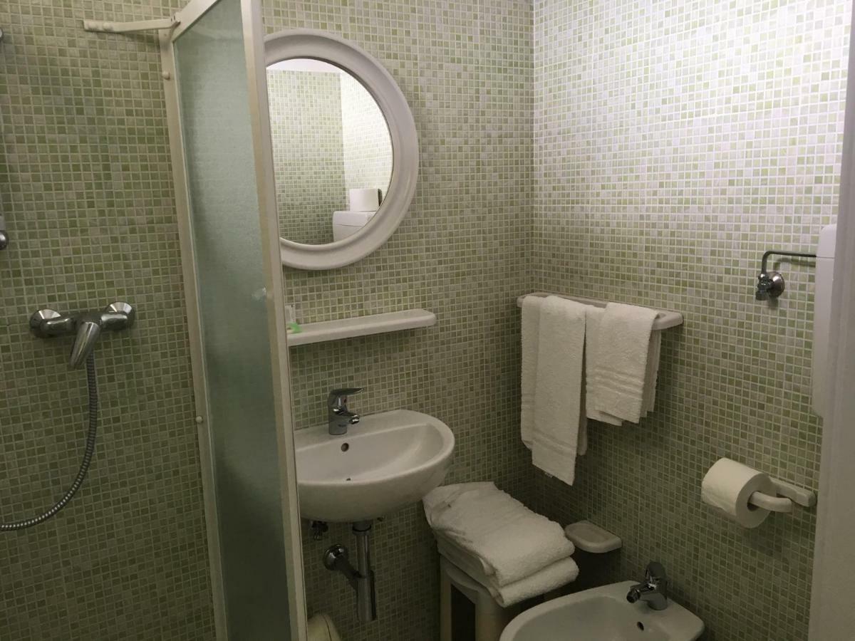 Hotel Laila Cesenatico Eksteriør bilde
